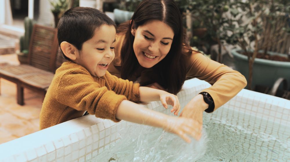Cold Weather Water Play Ideas - innobaby