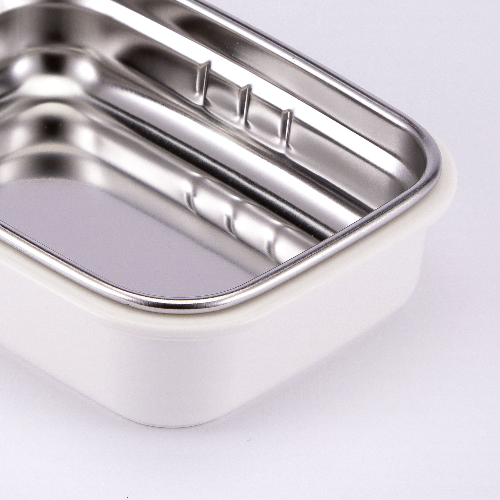 Stainless Divided Snackbox / 11 oz